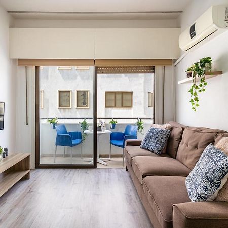 Eleni'S 1-Br Apt In Larnaca Center 외부 사진