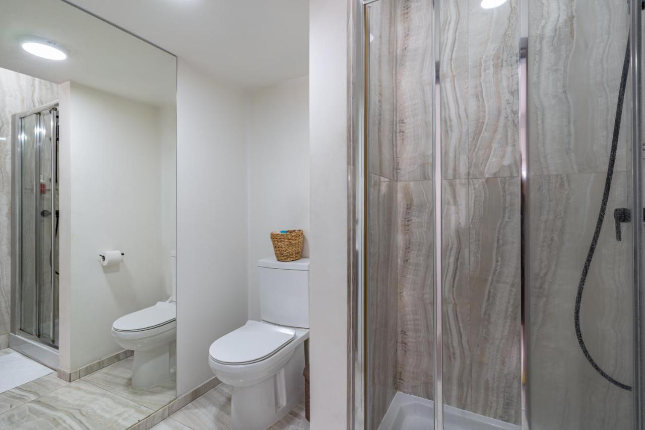 Eleni'S 1-Br Apt In Larnaca Center 외부 사진