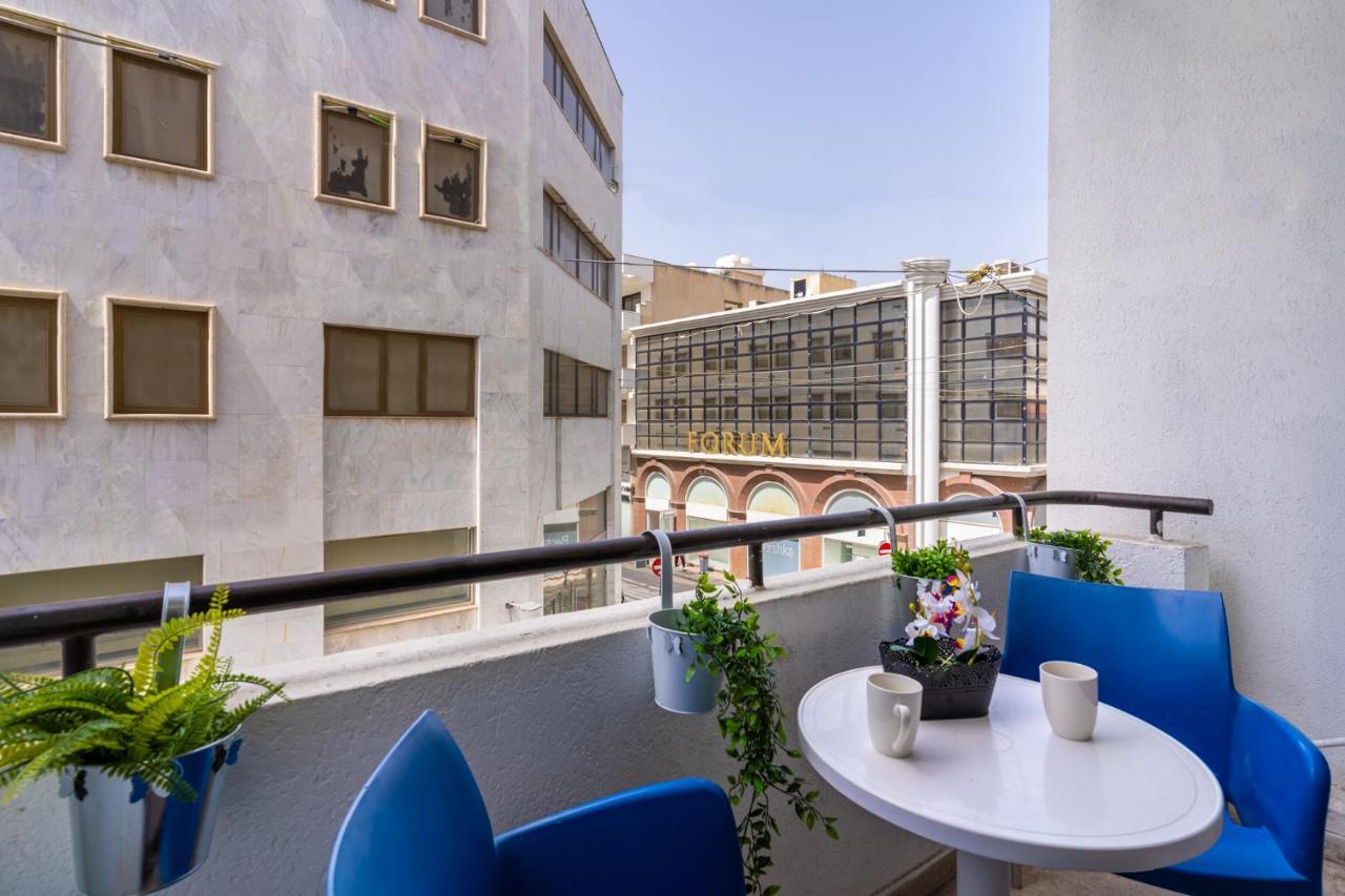 Eleni'S 1-Br Apt In Larnaca Center 외부 사진